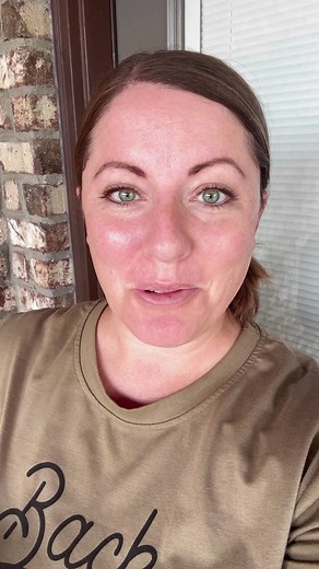 My first clutch of bluebirds in almost two years! These native birds are so beneficial to gardens because they help control garden pests. #bluebird #naturalpestcontrol #organicpestcontrol #nativebirds #gardenfriends #birds