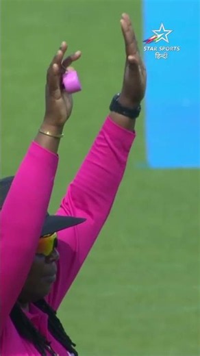 हरमनप्रीत बनी महिला #t20worldcup में सबसे तेज़ पचास बनाने वाली भारतीय खिलाड़ी 🙌