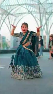 coco colo #dance