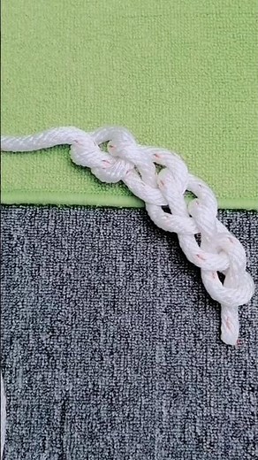 How to Tie a Daisy Chain Rope Knot – Easy Step-by-Step Guide!🪢 #knot #diy #shorts