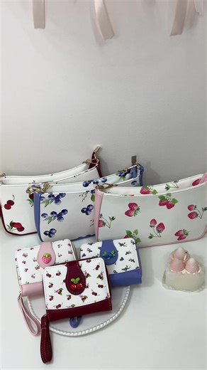 Adorable Mini Purses for Trendy Fashion