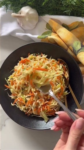 Easy Cabbage Salad That Tastes Amazing 🥬✨