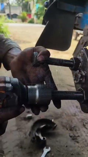 Car Pulley Disassembly | Workshop Mechanical Work 🔧👉 How to Open Car Pulley | Step-by-Step Garage.