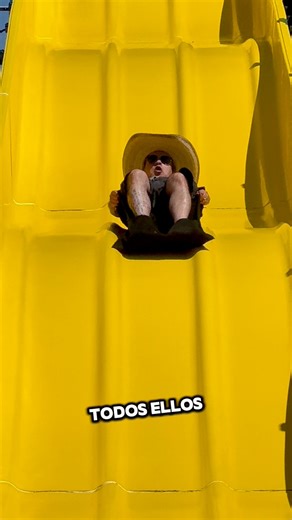 Sal y descubre todo lo que el Mile high Flea Market (La Pulga) tiene para ofrecer, desde la compra-venta de chácharas y más , hasta la deliciosa comida, jueguitos para toda la familia , lucha libre, música en vivo con el Durango Fest que será este Domingo 10 de Agosto, para más información visita vavatimusica.com y la página del Flea Market , este será un evento imperdible. #colorado #Descubrelo #fleamarket #milehigfleamarket #denver #quehacerencolorado #descubriendosaboresencolorado | Descubrel