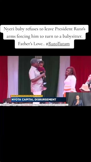 Nyeri baby refuses to leave President Ruto's arms forcing him to turn to a babysitter. Father's Love.. #RutoTutam #kenyantiktok🇰🇪 #RutoDelivers