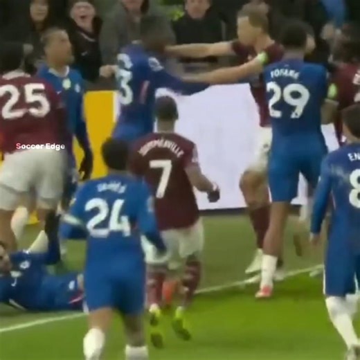 Football ❌ War ✅ Westham Vs Chelsea 💀🔥