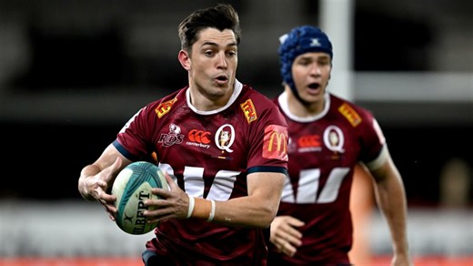 Super Rugby live scores: Vunivalu shown red card as Reds struggle to stay with Drua in Fiji