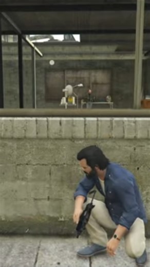 techno gamer don't seen the unknown person hide in the window in GTA V #gta #165