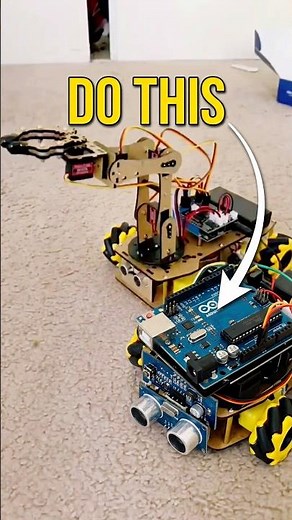 DIY Obstacle Avoiding Gripper Robot! 🤖 Simple Kids STEM Project with Arduino