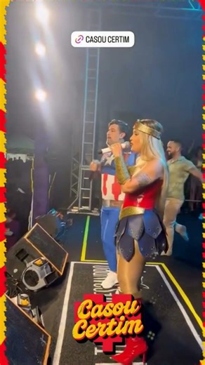Yara Tchê e Alessandro Costa cantando Casou Certim em Barras-PI | Central dos Desejeiros