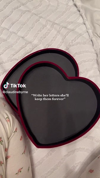 Romantic Love Letters: A Timeless Gesture of Affection