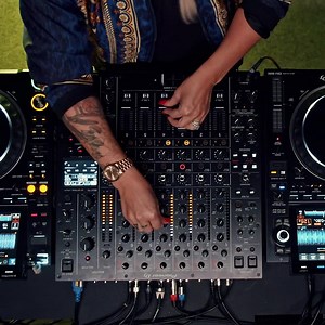 19K views · 413 reactions | Sam Divine with the ENERGY  | Defected Records | Facebook