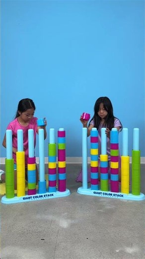 Emma VS Kate GIANT Color Stack Challenge!