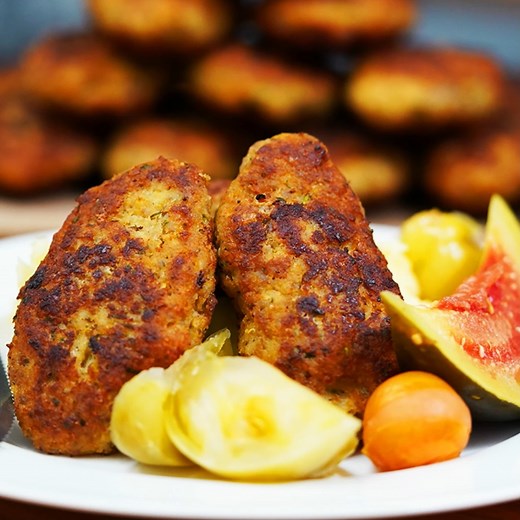🎥🔥 Pârjoale Moldovenești 🔥🍖Chiftele Moldovenești 😋 E mai bună decât rețeta originală și o spun fără lipsă de modestie 😋👨‍🍳🥇 | Șef Paul Constantin