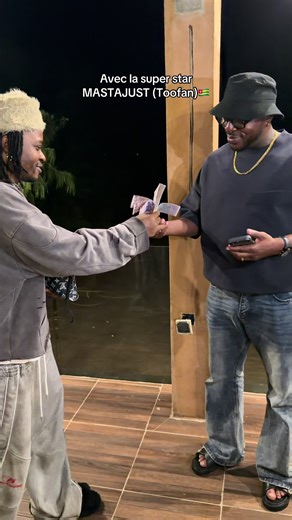 Il me reste encore un peu 💰 🙌🏿 #ellemaditoui💞 #tekeursolft #lemultivers #camerountiktok🇨🇲 #haitiantiktok