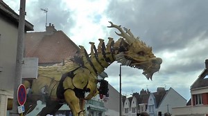 An average day in France, Calais. Giant Dragon (Cheval Dragon Long Ma) by La Machine: www.lamachine.fr Shared by Pierre Fournier | Stan Winston School of Character Arts