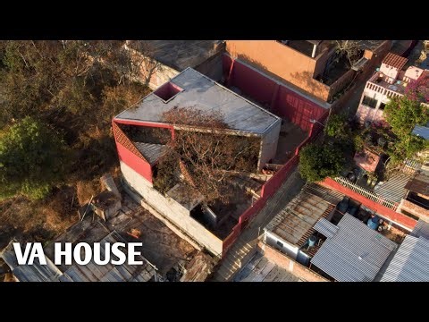 Innovative Slope-Adapted Design in Oaxaca: VA House by ET.co