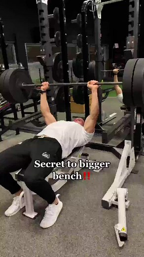 2.3K views · 13 reactions | This will work miracles for your chest #maxbench #bench #chestworkout #chest #beginnerworkout #fitnesstips #GymTok #fypシ゚ #foryouシ #muscledummie #groceryhaul #groceries #food #nutrition #GymTok #muscle #GroceryShopping #fitnesstips #muscledummies #reels #reelsfb #reels2023 | Johnny-Hadac | Facebook