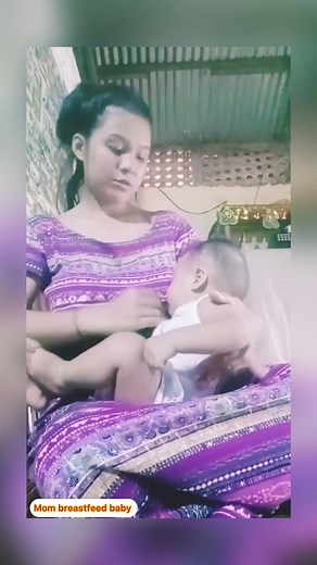 #momfeeding #breastfeedingtips #breastfeedingjourney #momlove #breastfeedingsupport #babygirl #BabyFeeding #breastmilk #babyboy | Mom breastfeed baby