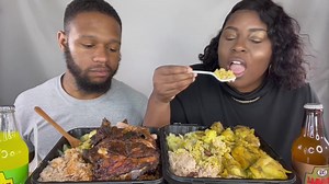 #smack #smacking #smackinglips #smackinggum #smackingsounds #smackingisillegal #slurping #eatingshowasmr #eatingsounds #eatingsoundsmukbang #fyp