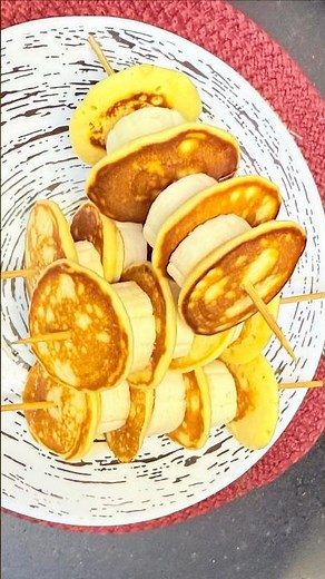 Mini pancakes with banana 🥞| healthy breakfast easy and simple 😋#recipe #food #shortsviral