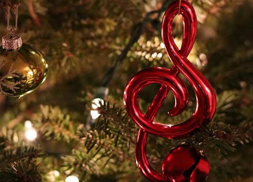 20 Christmas Song Trivia Questions To Test Your Friend's Holiday Music Knowledge - Blavity