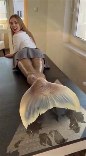 Mermaid transformation legs to tail