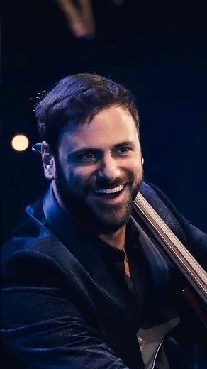 ‪@HAUSERmusic‬ _ Hauser 🎸 performing Caruso With.... #live music #singer #music #concert #caruso