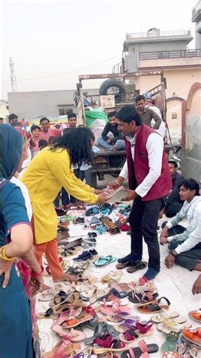 I have bought high heel sandals 👡 😄 #shorts #comedy #funny #shayarcomedy #viral #trending #bin