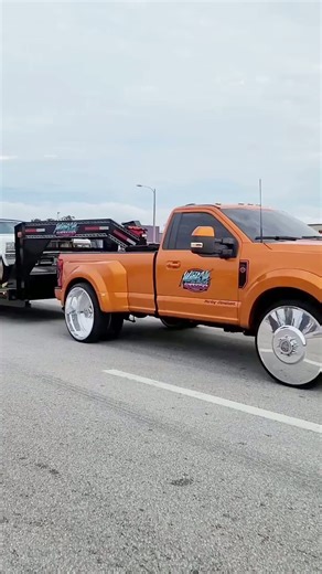 Ford Dually Truck on 30's Pullin Cadillacs on 24's Gold Daytons