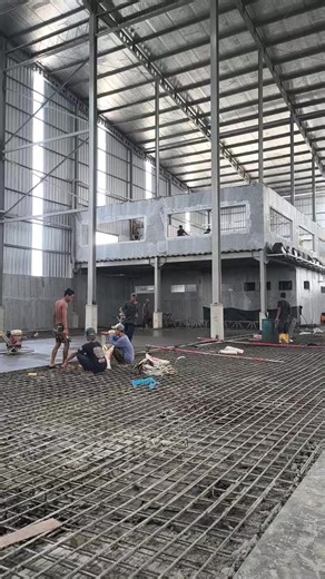 Innovative Trowel Machines for Superflat Concrete Floors