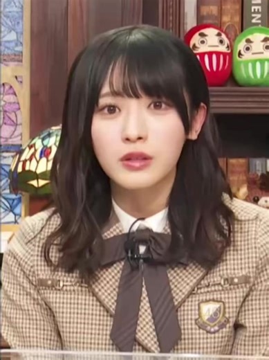 大越ひなののかわいい困り顔と真剣な表情