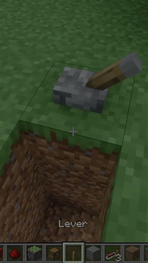 How to make a hidden chest in 30senconds in Minecraft #minecraft
