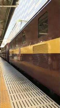 【鉄道動画】日光モデル創業60周年号(デキ303+12系客車パレオエクスプレス+デキ301)熊谷駅入線