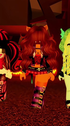 Halloween is near 🎃👻 Match con mis preciosas @🍭Kittysita🍭 @luz 💙✨ #halloweencostume #robloxfyp #roblox #monsterhigh