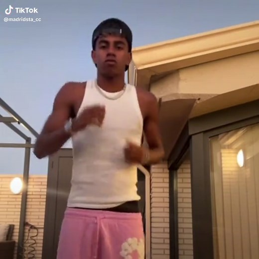 Lamine Yamal dancing 🕺 | #spain #lamineyamal #dancing #fyp #viral #barca #euros #europe #ftbledit #football #footy #capcut