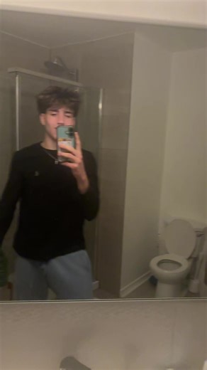 WWWWW cousinnn bro is cookingg crazy singer🔥🔥🔥@@malikchi #fyp #fyppppp #viral #trend #musique