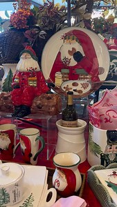 It’s time 💚 Start your holiday decorating here at The Registry! | The Registry