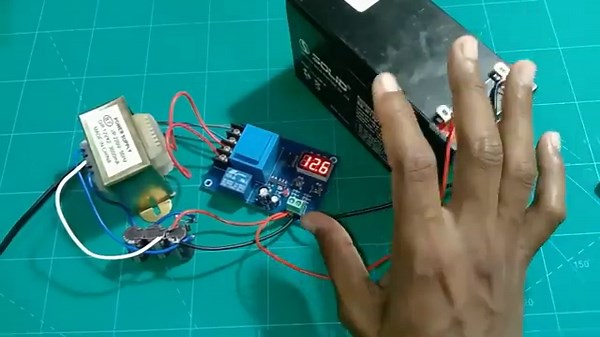 HCW M633 XH M602 Auto Cut off Battery Charger Control