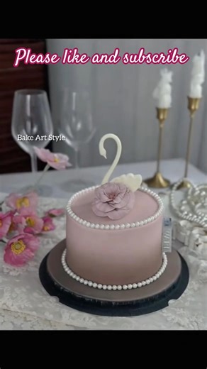 Professional cake decoration tutorial #cake#cakedesign#caketraining #swancake#shortsfeed#shorts#yt