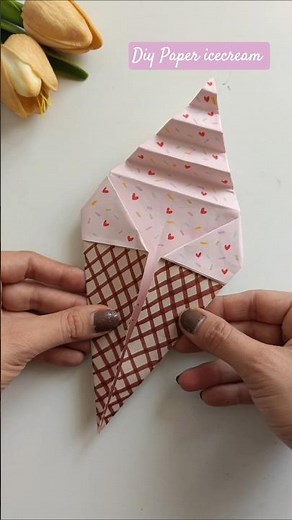 Make STUNNING ICE CREAM CONE with Paper! #papercraft