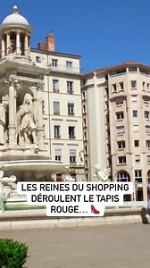 Pour la première fois, Les Reines du Shopping et Cristina Cordula quittent Paris et font le plein de nouveautés ! 😍 Mets un cœur si tu as hâte de découvrir cette nouvelle saison ! #LRDS, nouvelle saison inédite, dès le lundi 22 août à 17.25 | Les Reines du Shopping M6