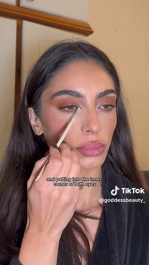 Kendall Jenner Makeup Tutorial for Brown Eyes
