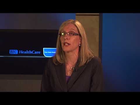 6 Tips for Helping an Older Adult Learn to Use Technology