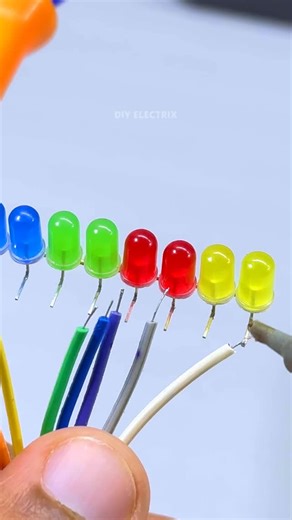 DIY Electrix on Instagram: "Amazing LED Chaser Circuit #electronics #electronic #electronicsprojects #electronica #reels #diy #arduino #arduinoproject #electric #electrical #electrician #electricians #arduinoprojects #short #crafts #experiments #electronicproject #diyelectrix"
