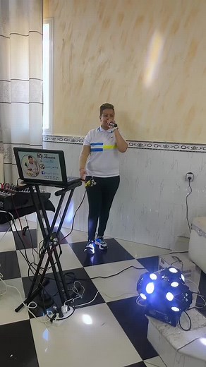 Vidéos de DJ Zouzou 💕💕 caméra photo (@djzouzou8cameraphotgraph) avec son original - DJ Zouzou 💕💕 caméra photo