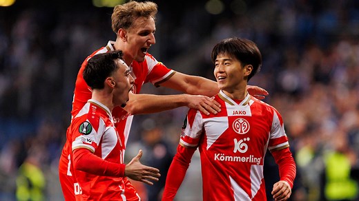 Collectif, Conference League, centres tentrants et appels dans le dos de l'AEK Athens et de Mainz | UEFA Conference League