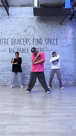 DELHI⚡ Baby steps to BIG grooves 😌🔥 Our beginner class w/ @shaanu._ is LIVE, come start your journey! 📩 Join now! 💥 Drop in for just ₹650 per class! Don’t miss the vibe—secure your spot now! 🗓 Every TUE & THU | 5:30 PM 🎟 Drop-ins & Monthly packages available 📞 8899340340 📲 WhatsApp Available [Beginner dance class hip hop BDC explore fyp big dance Delhi ] | Big Dance Centre