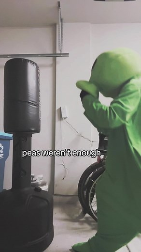 🟢Peashooter🟢 (@pvz.peashooter)’s videos with