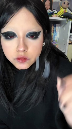 Snake Bites Makeup Tutorial | Alternative Eyebrow Look